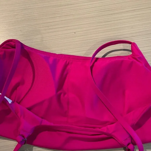 Athleta Pink Swim Top - Picture 3 of 5